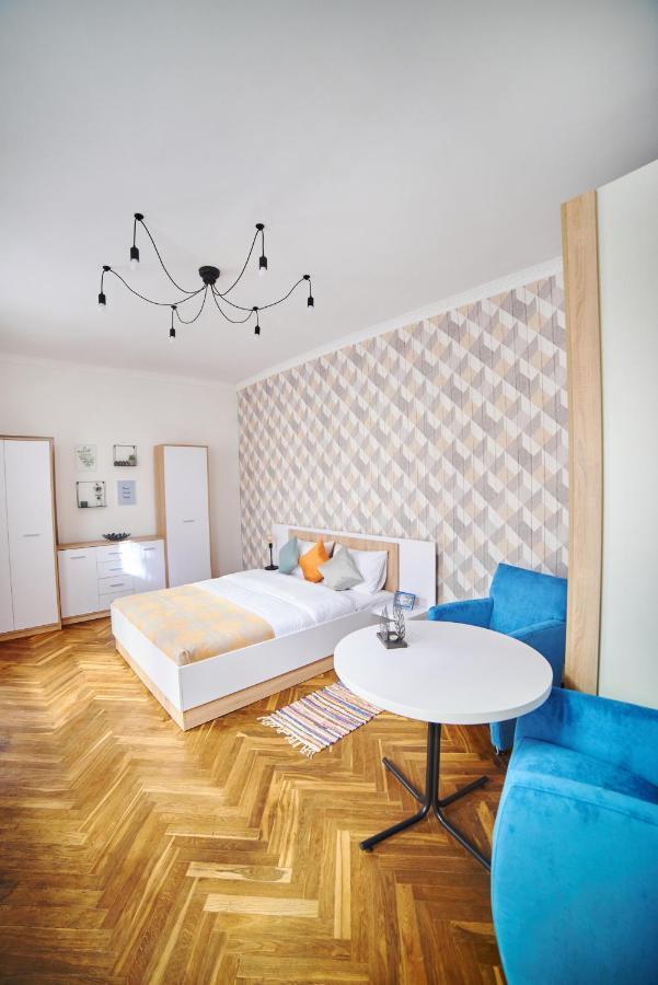 Comfort Apartments In Center Lviv Eksteriør bilde